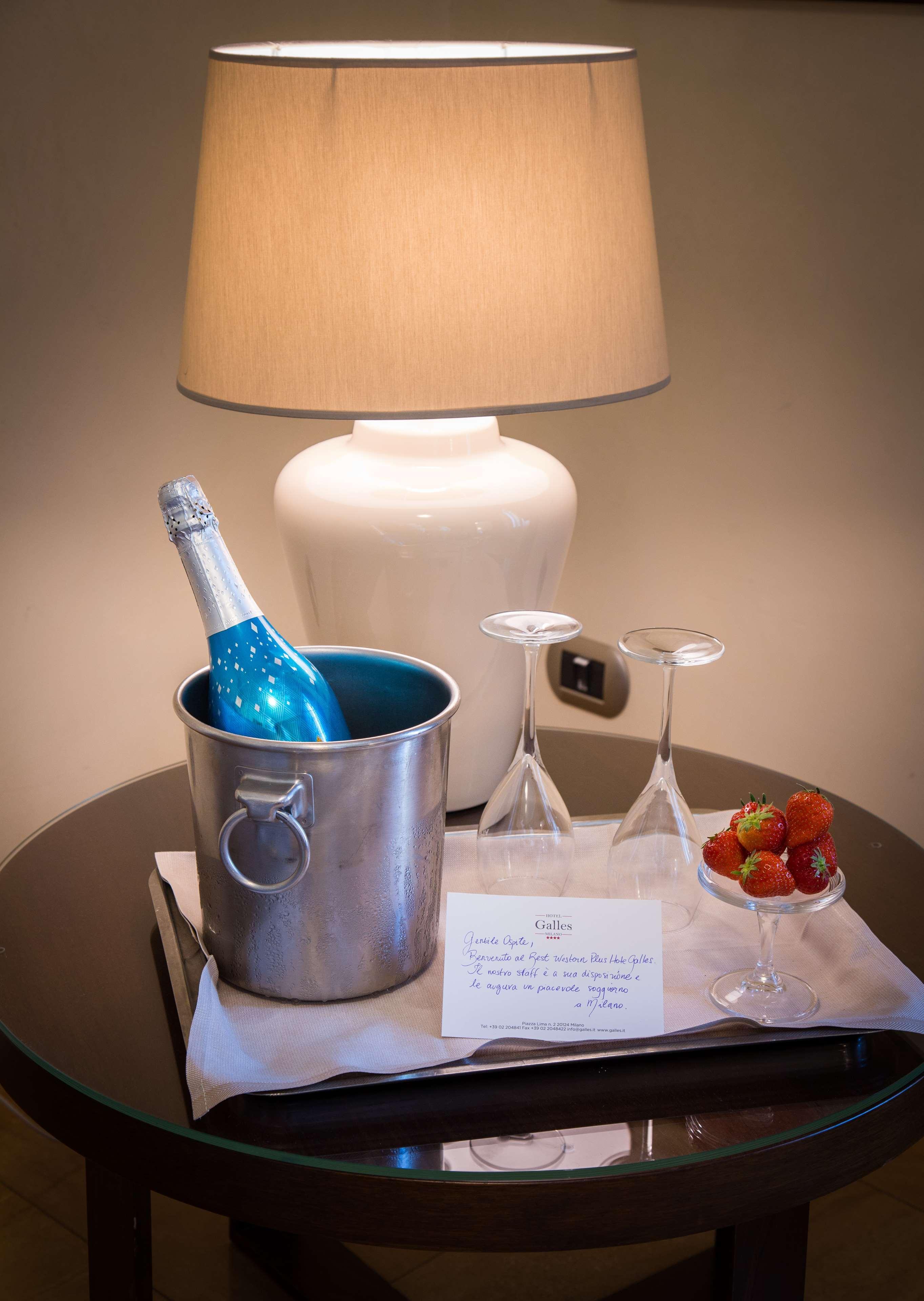 Una Hotels Galles Milano Esterno foto