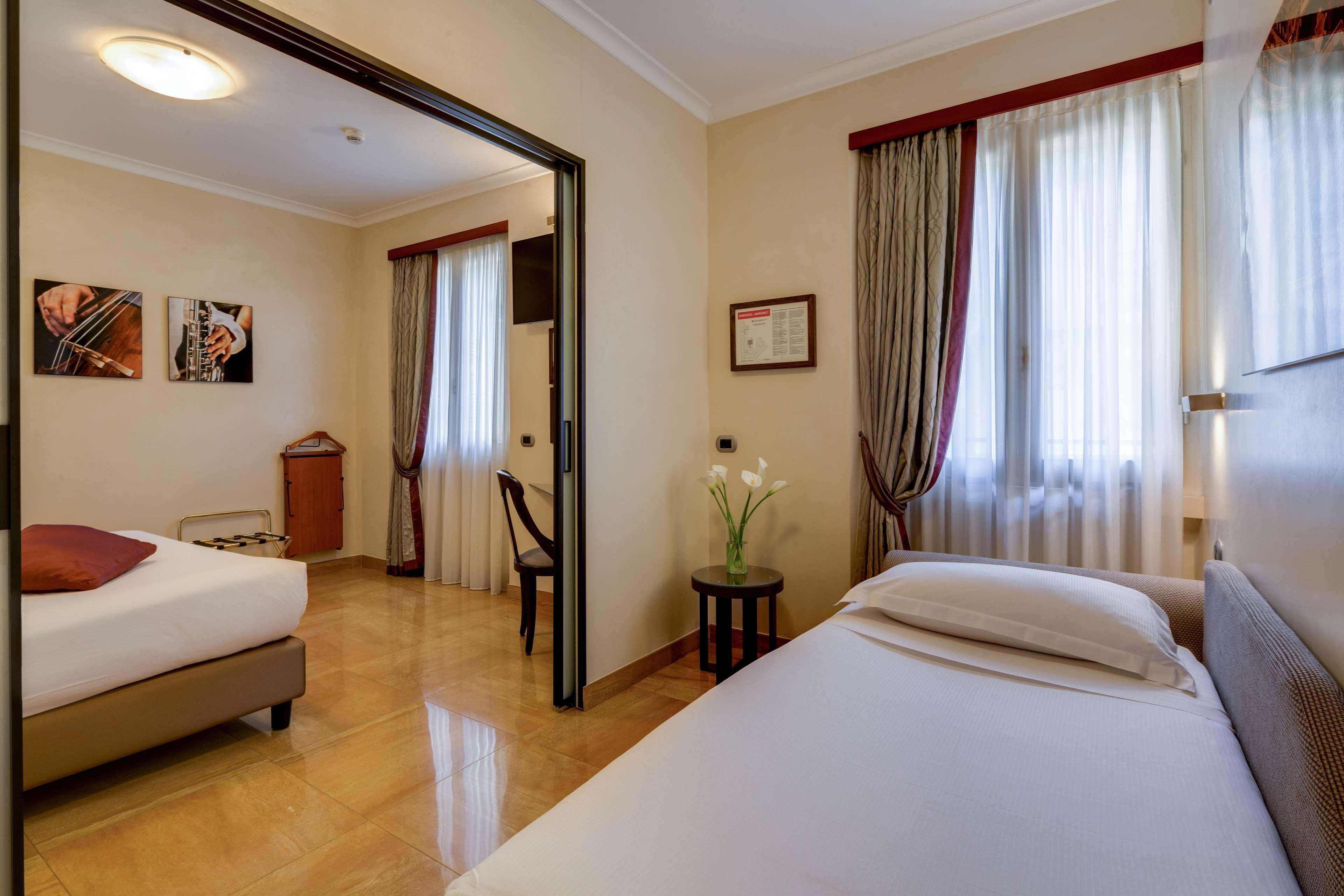 Una Hotels Galles Milano Esterno foto