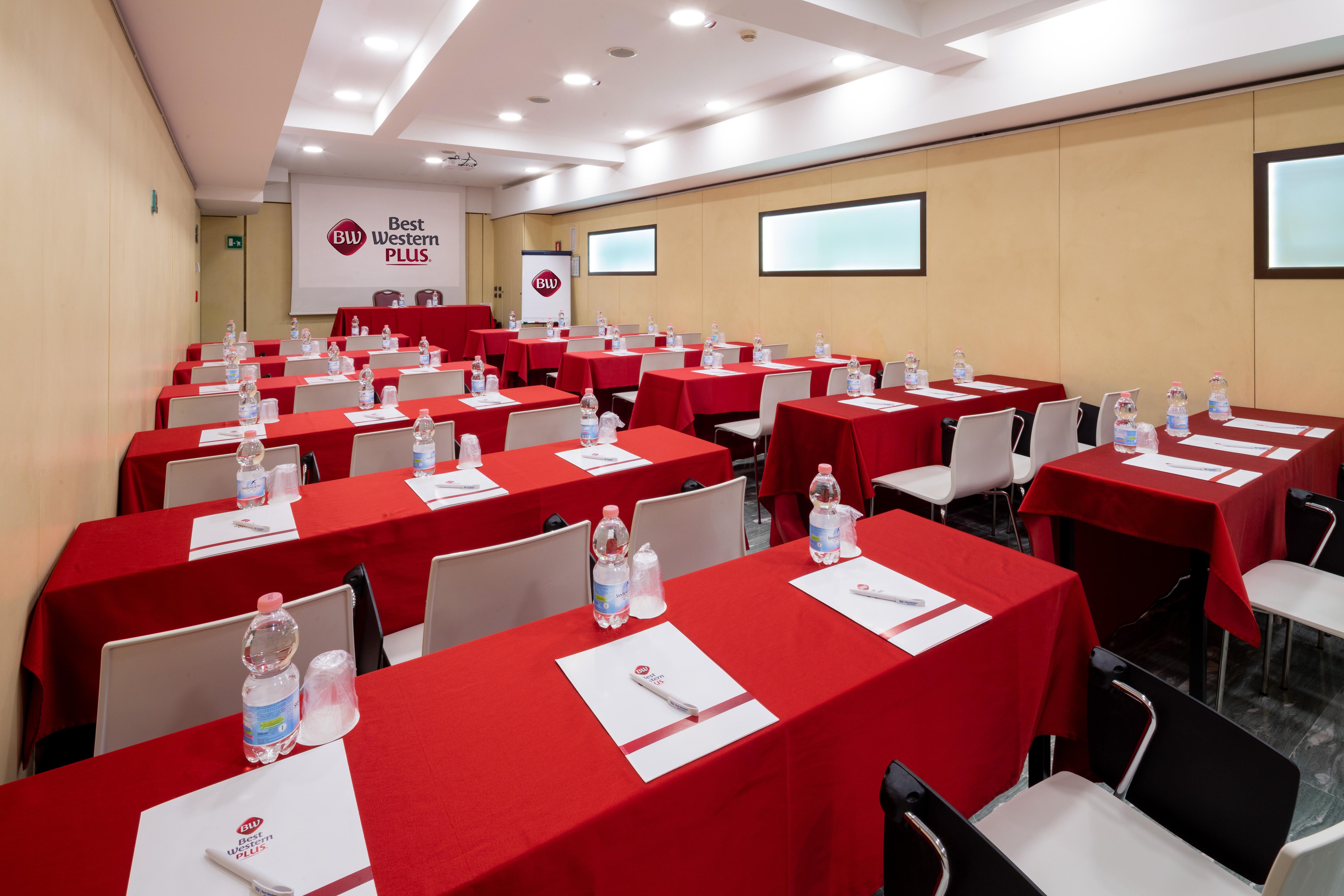 Una Hotels Galles Milano Esterno foto